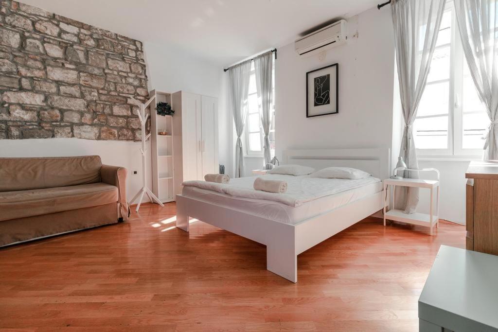 Apartments Artemus Music Piran Eksteriør billede